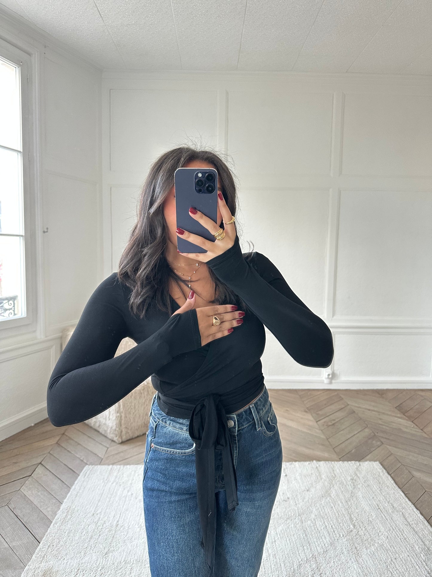 Top cache-coeur à nouer - noir