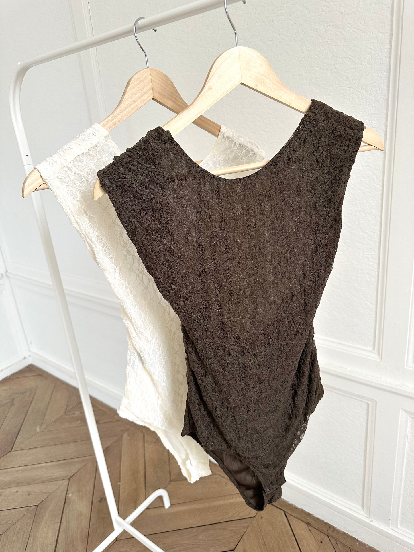 Body dentelle dos nu