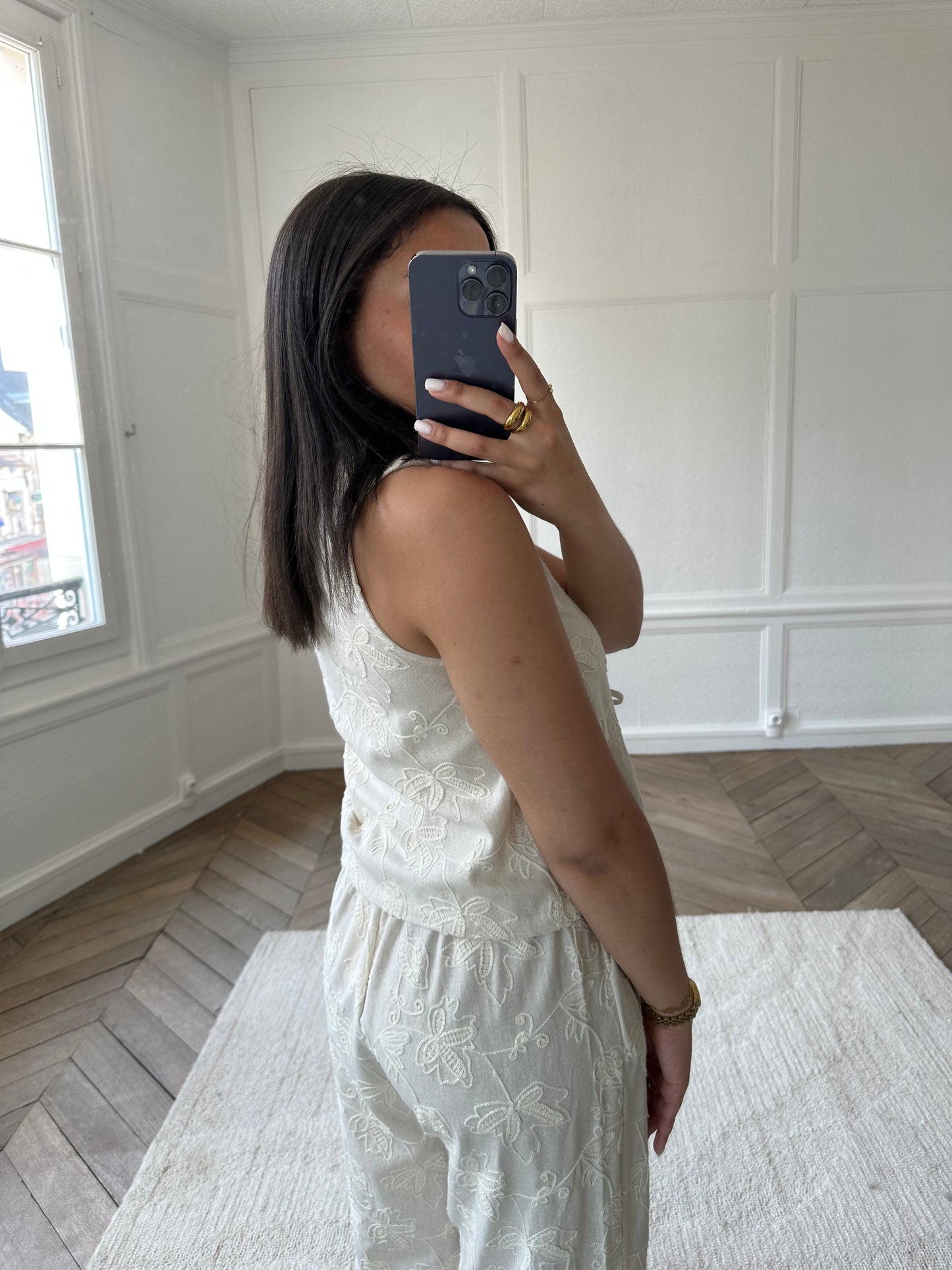 Top en lin et broderies Adriana