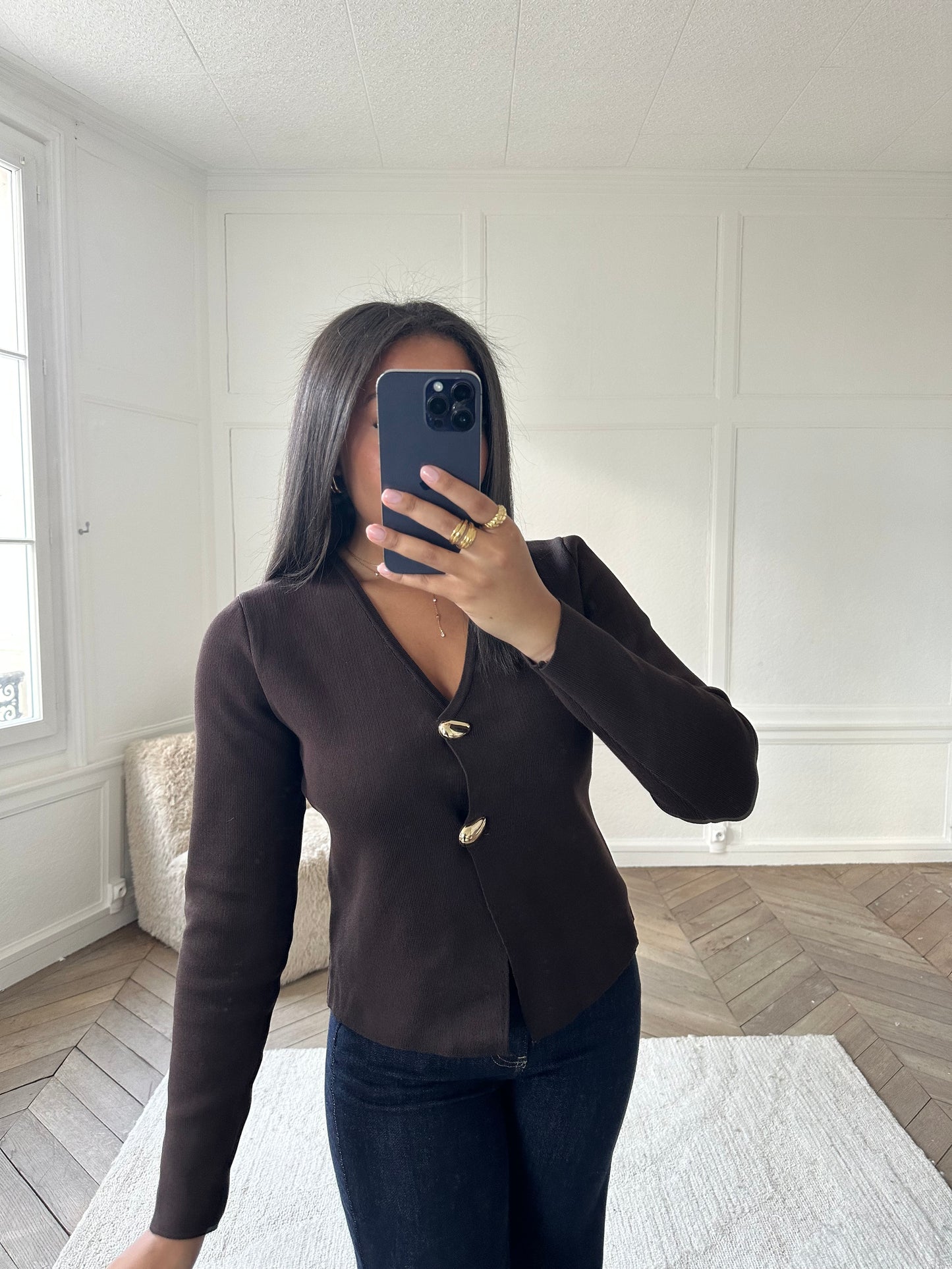 Gilet à boutons dorés marron