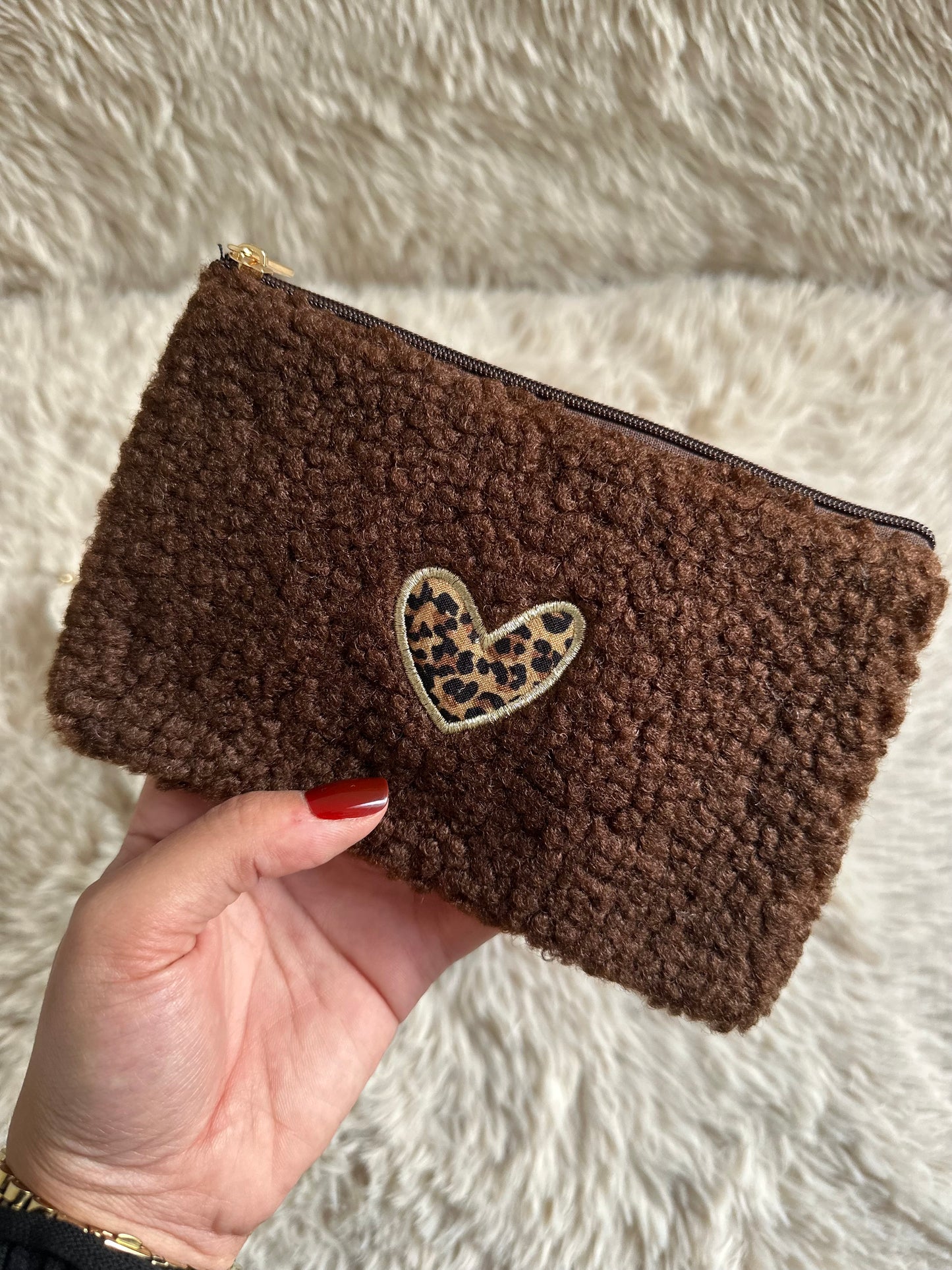 Pochette moumoute - coeur léopard