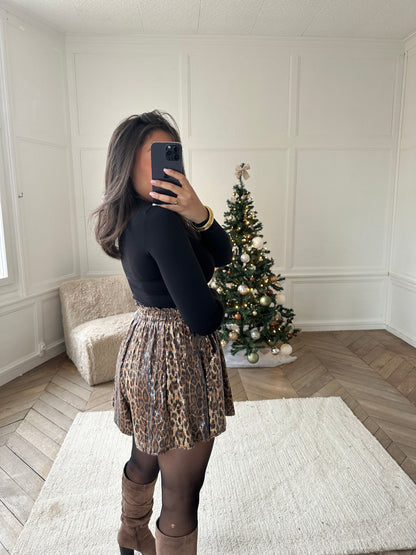 Short à sequins léopard