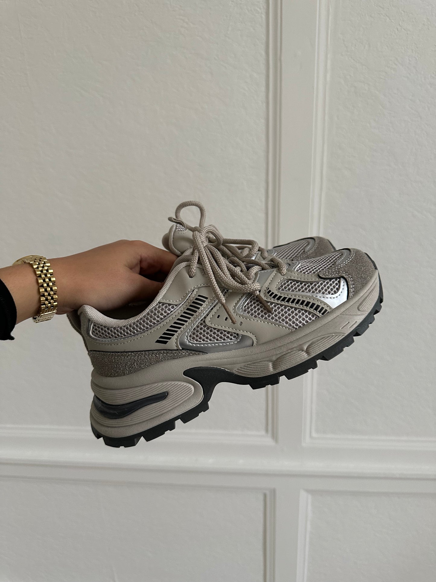 Baskets Grey