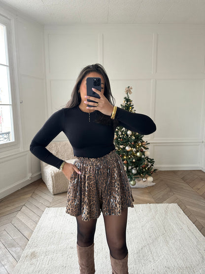 Short à sequins léopard