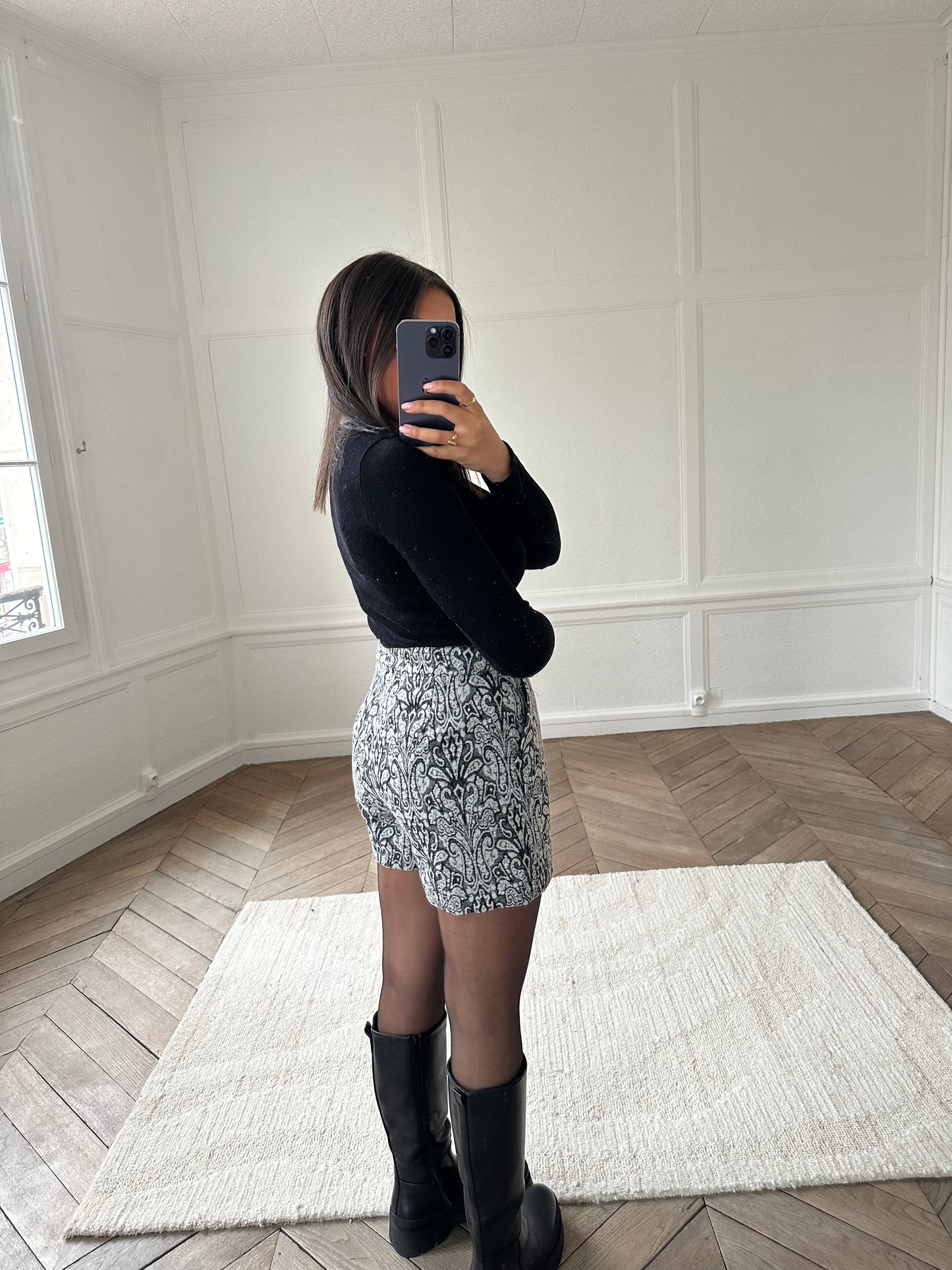 Short Elise