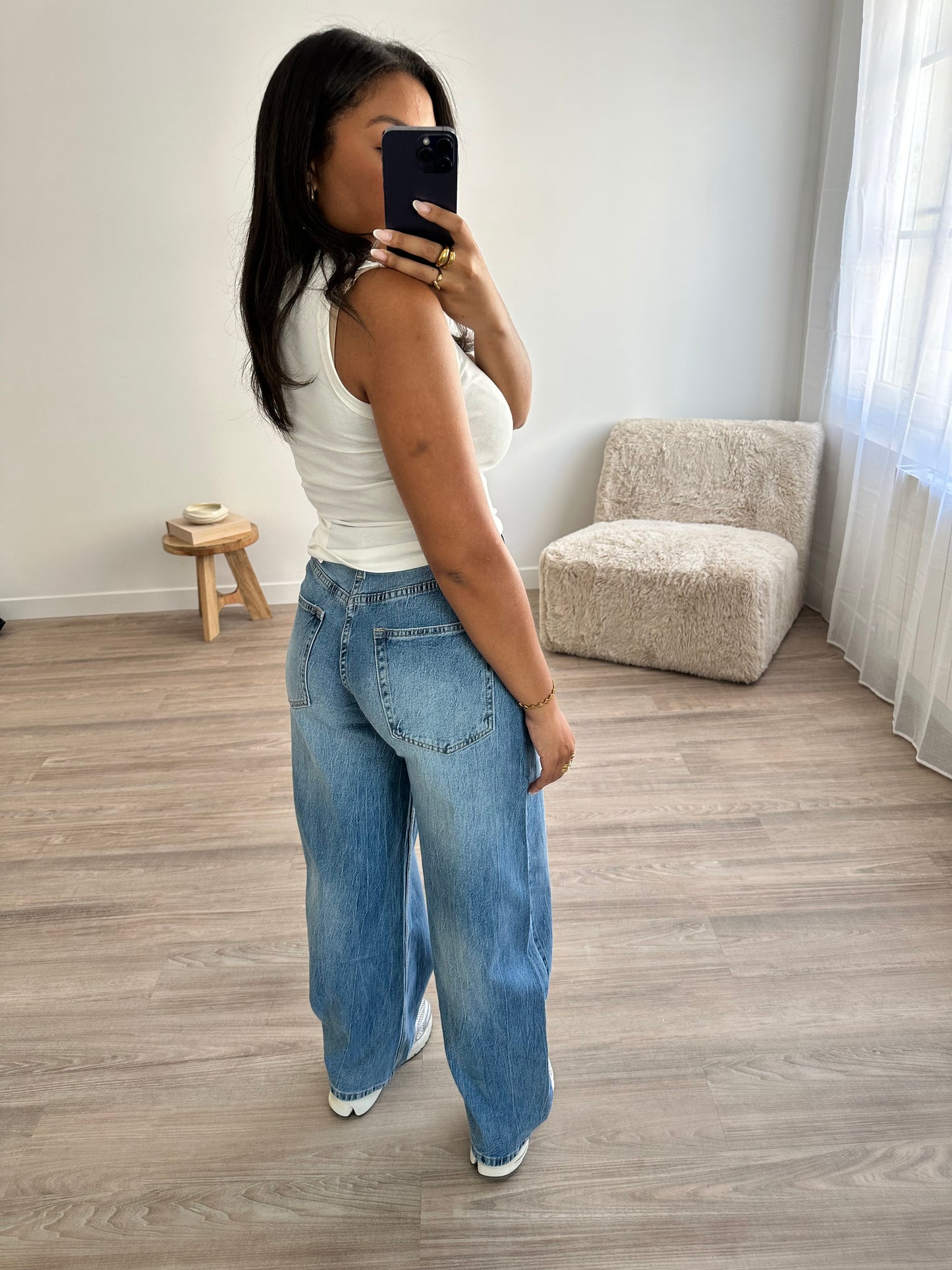 Jean à ceinture retournée