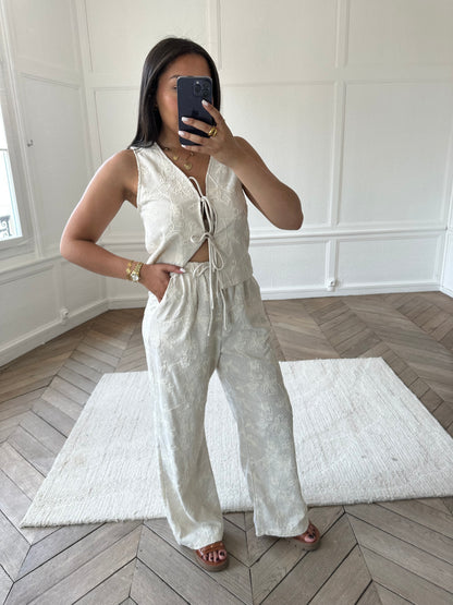 Pantalon en lin et broderies Adriana