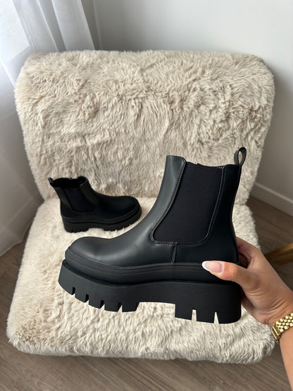 Bottines à semelles épaisses