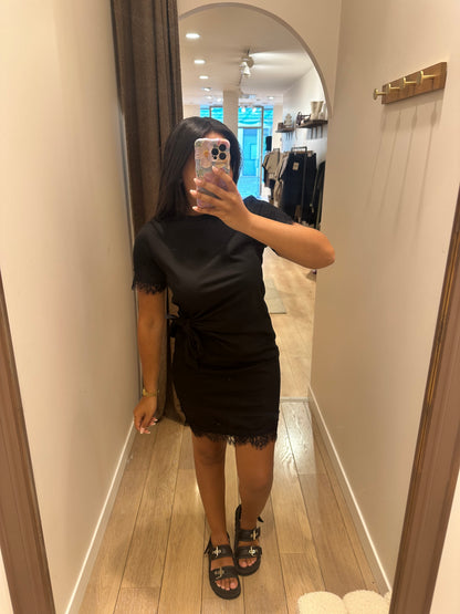 Robe à nouer et dentelle - noir