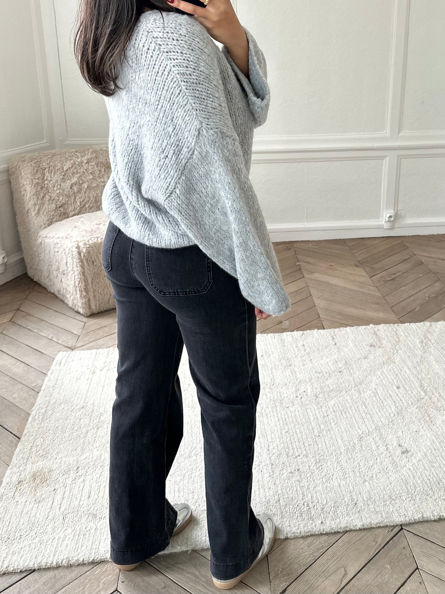 Jean à boutons gris