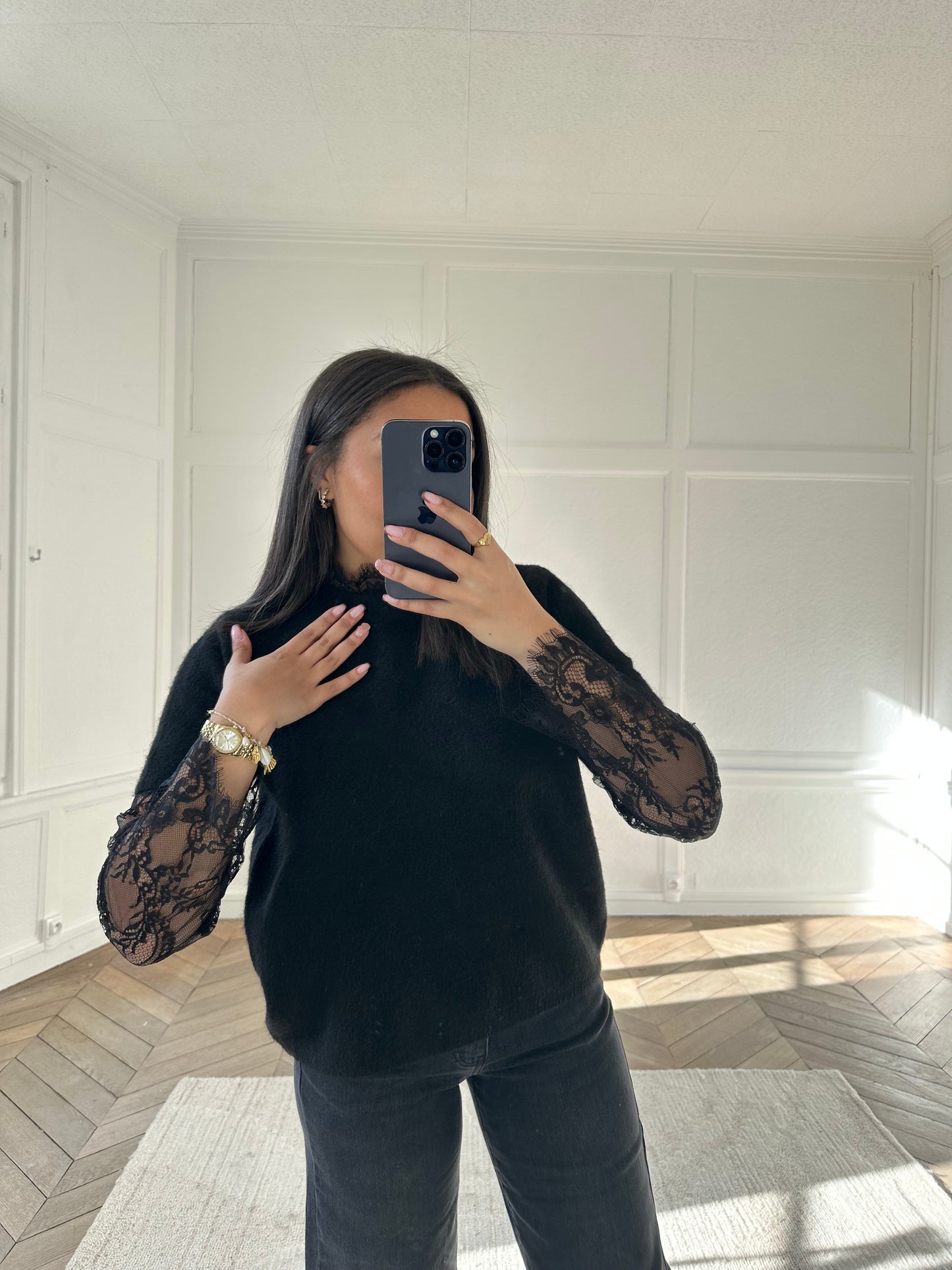 Pull manches dentelles - noir