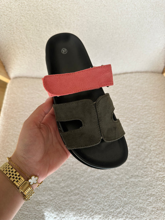 Mules kaki