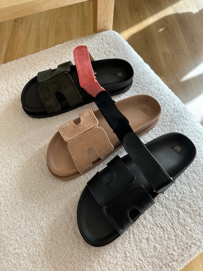 Mules kaki