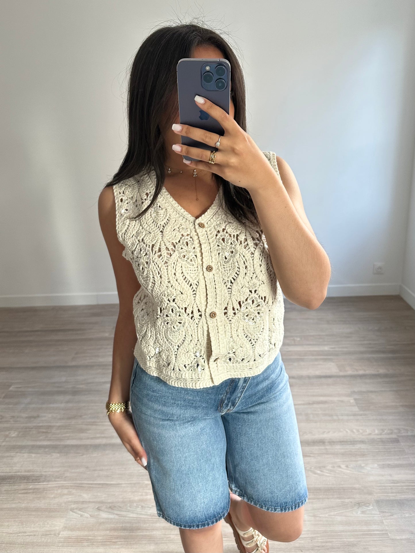 Gilet sans manches en crochet