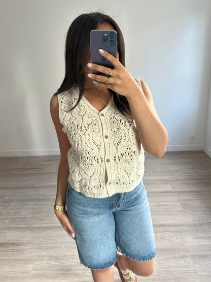 Gilet sans manches en crochet