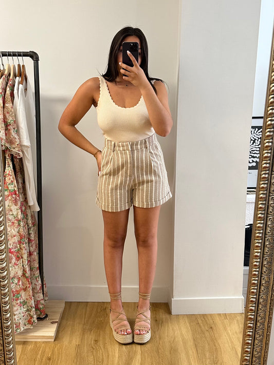 Short rayé beige